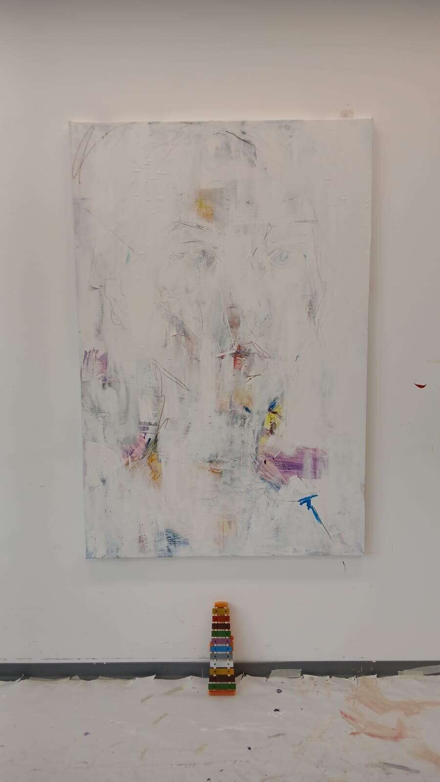 Portrait unter weiß - Kim Helbig 10