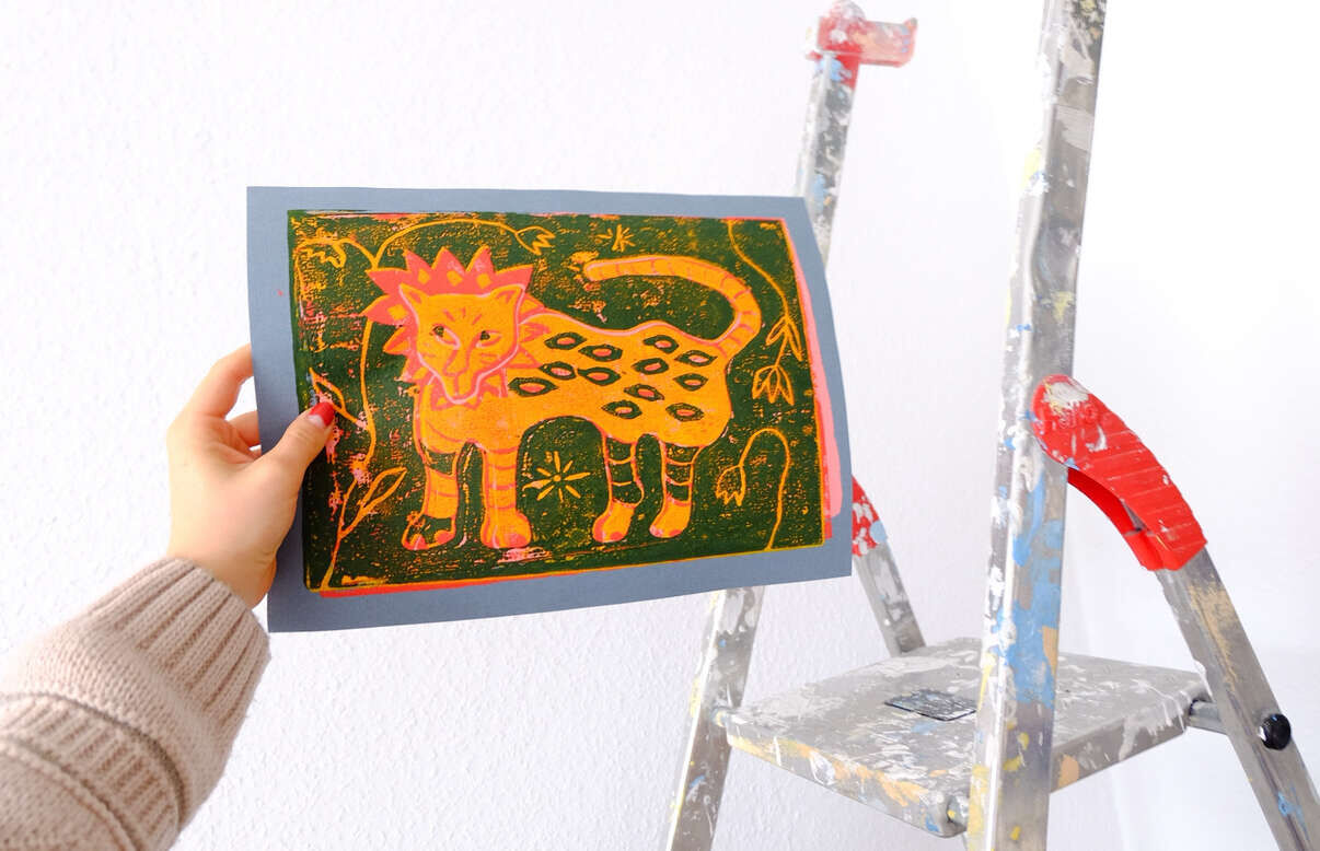 Löwe in Blumenwiese Nr. 1 - Anna Leisner 2