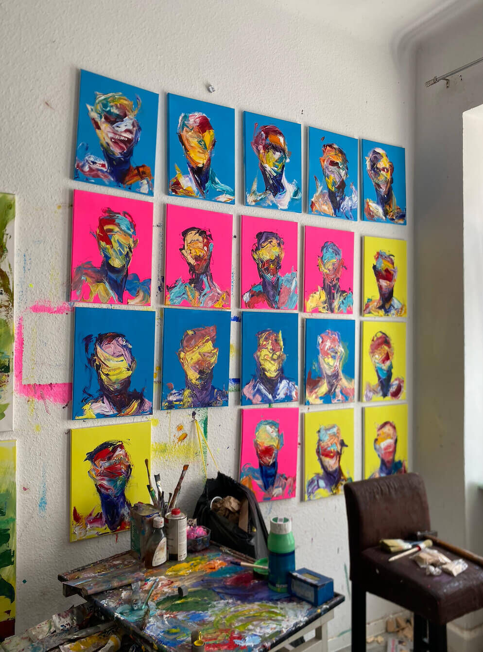 Selbstportrait Pink II - Leonel Perez 1