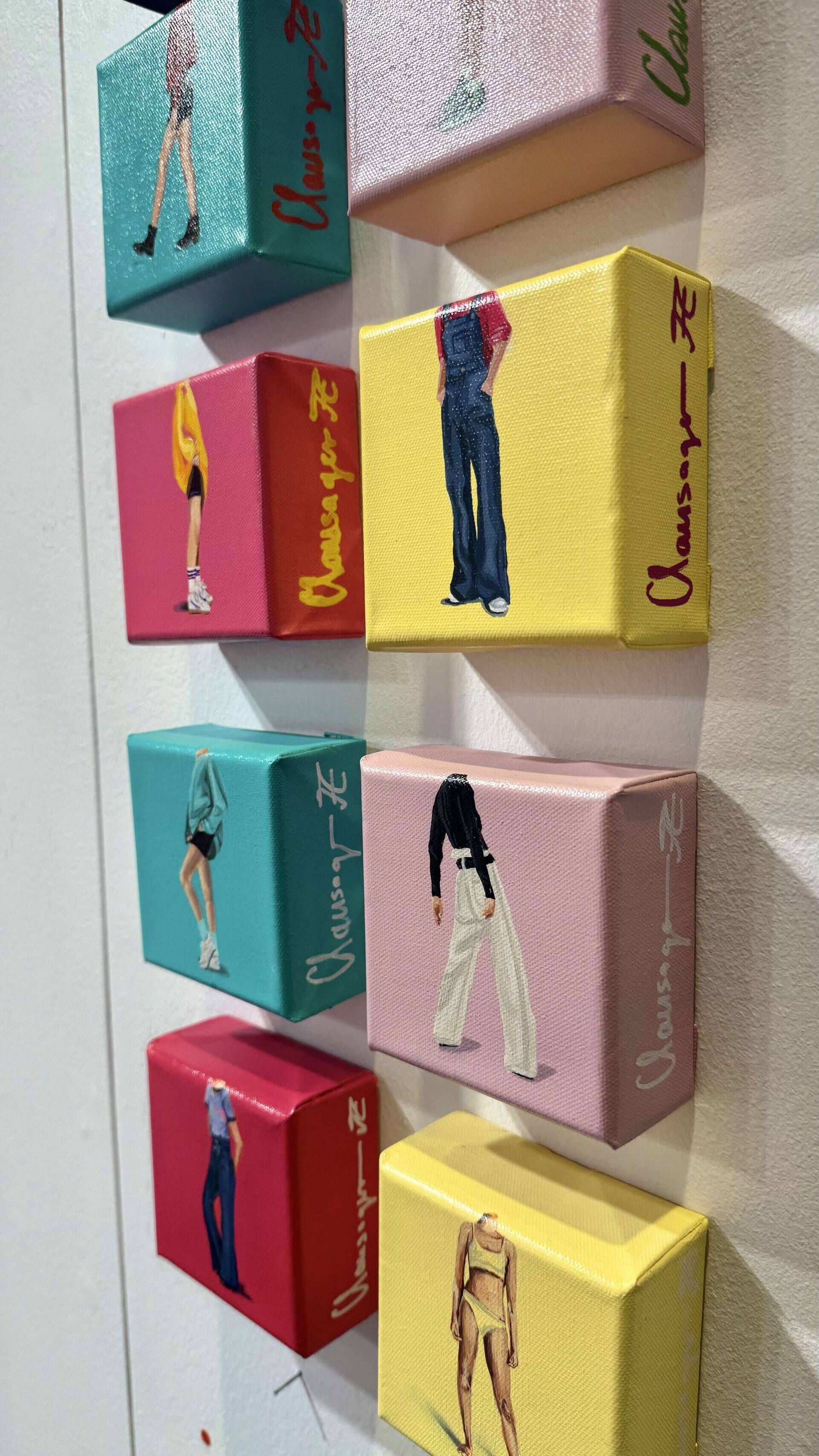 Mini Headless VI - Aileen Clausager 3