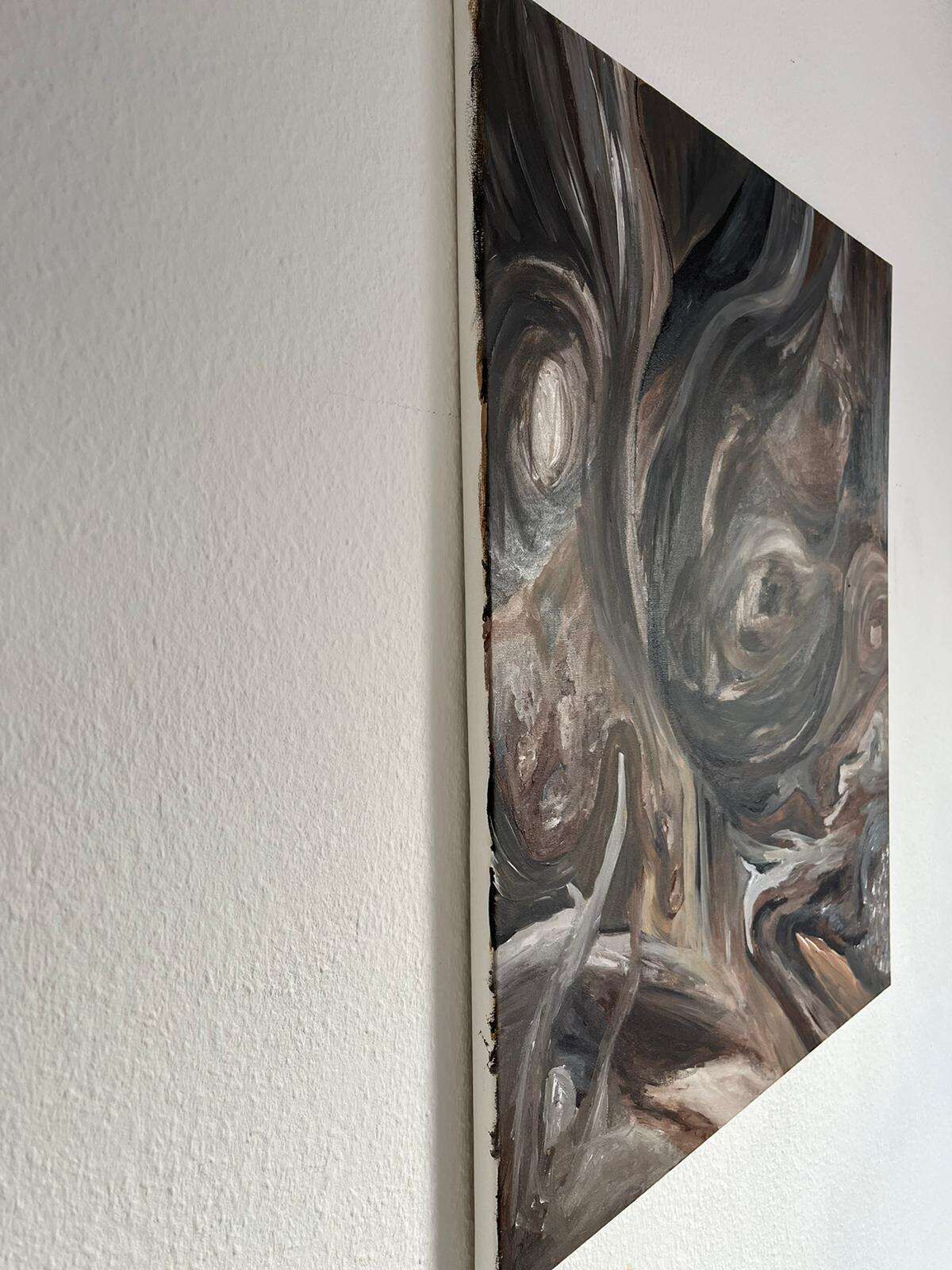 Nshan 1 - Erika Barsegian 2