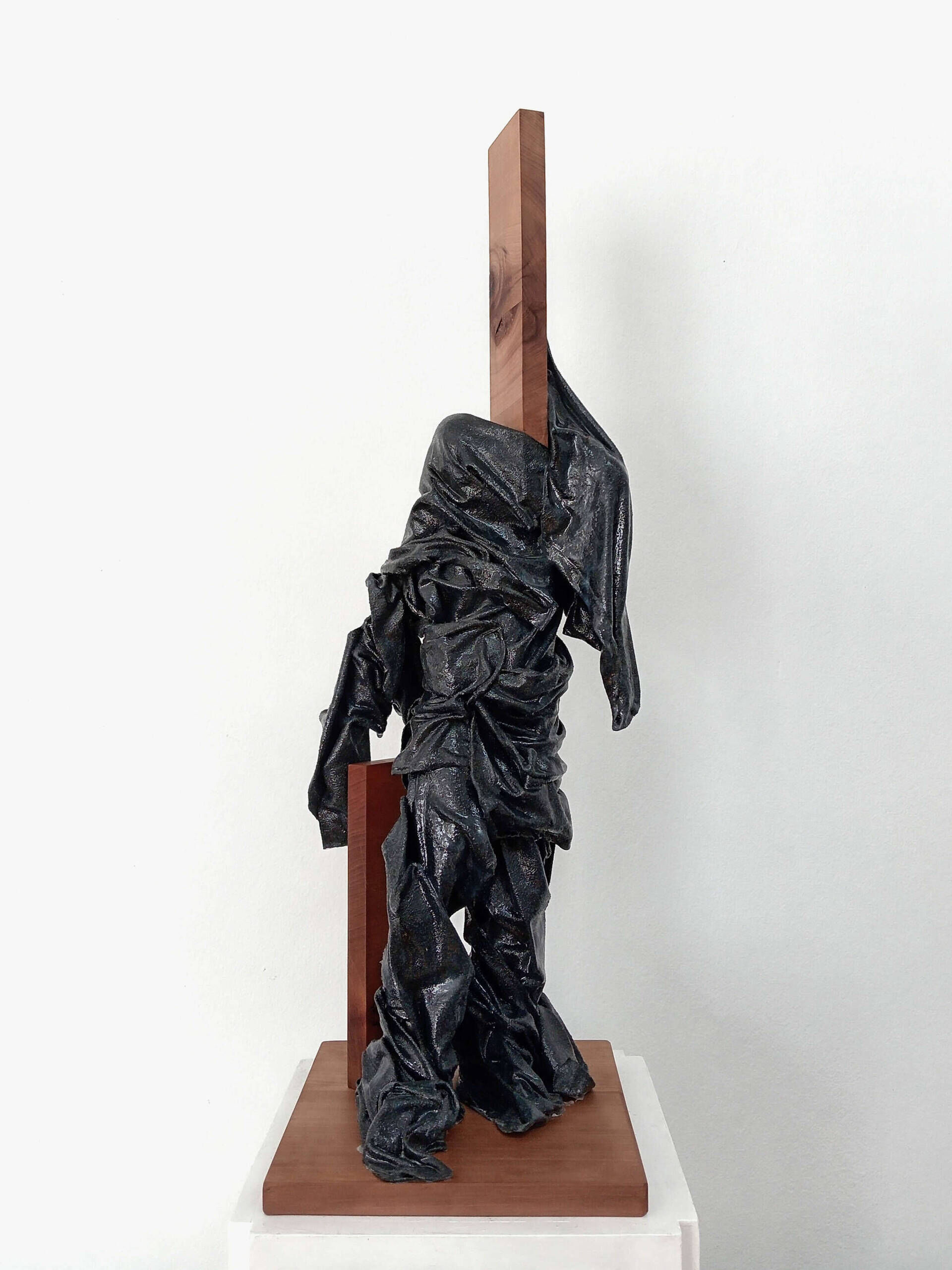 Tragend - Dominik Ackermann 1