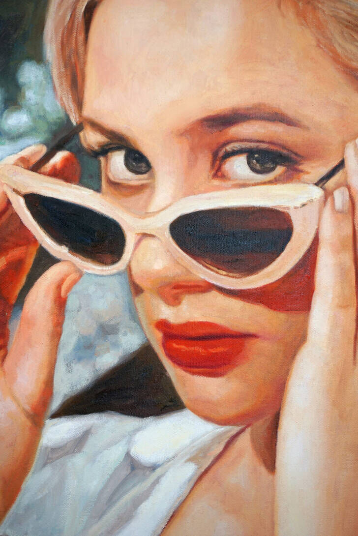 Frau mit Sonnenbrille - Christian Herzig 1