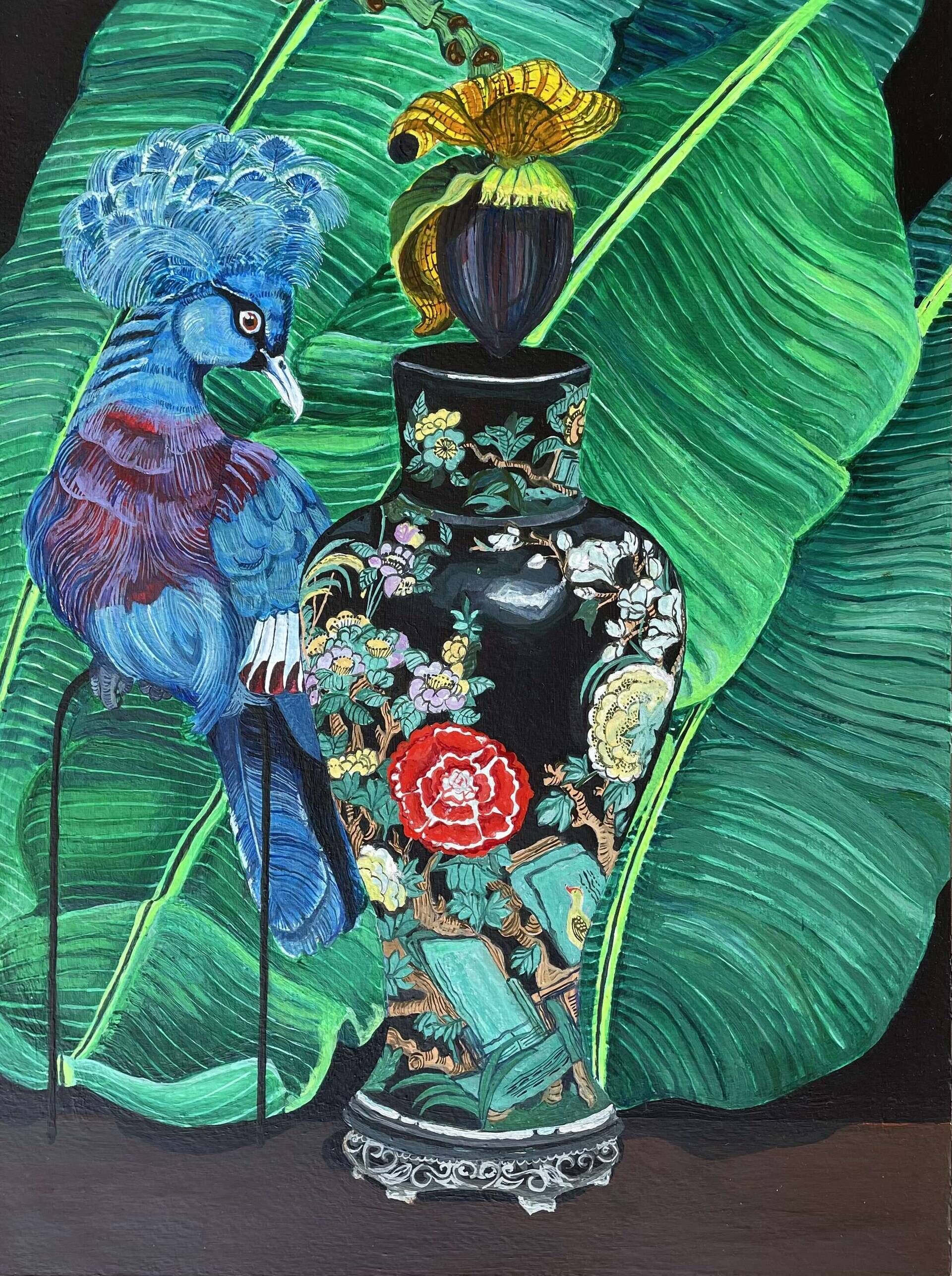 Western crowned pigeon with Chinese vase - Delja Wilfert 1
