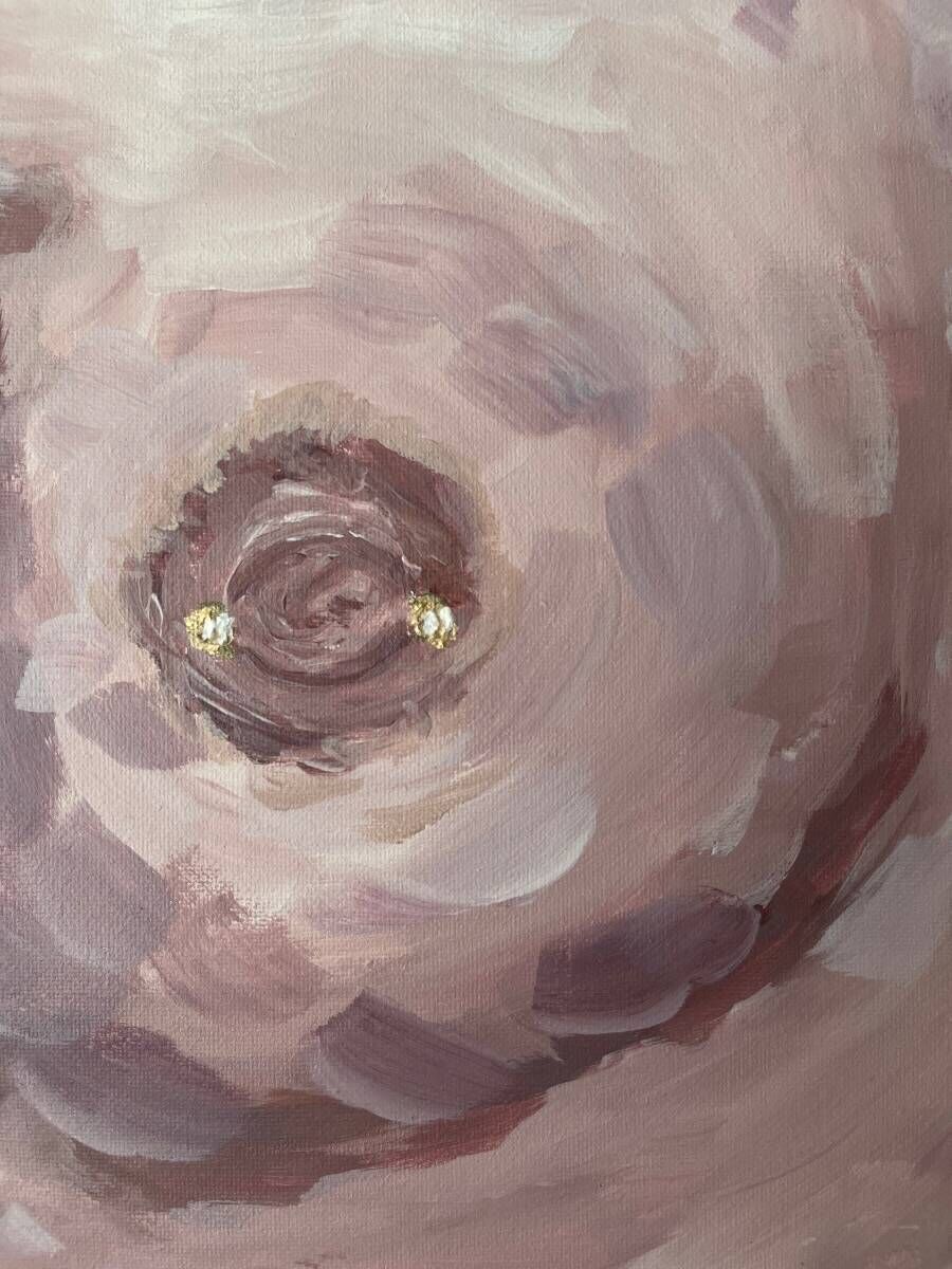 Auf der Suche nach Motiven ( The artist‘s nipple piercing ) 