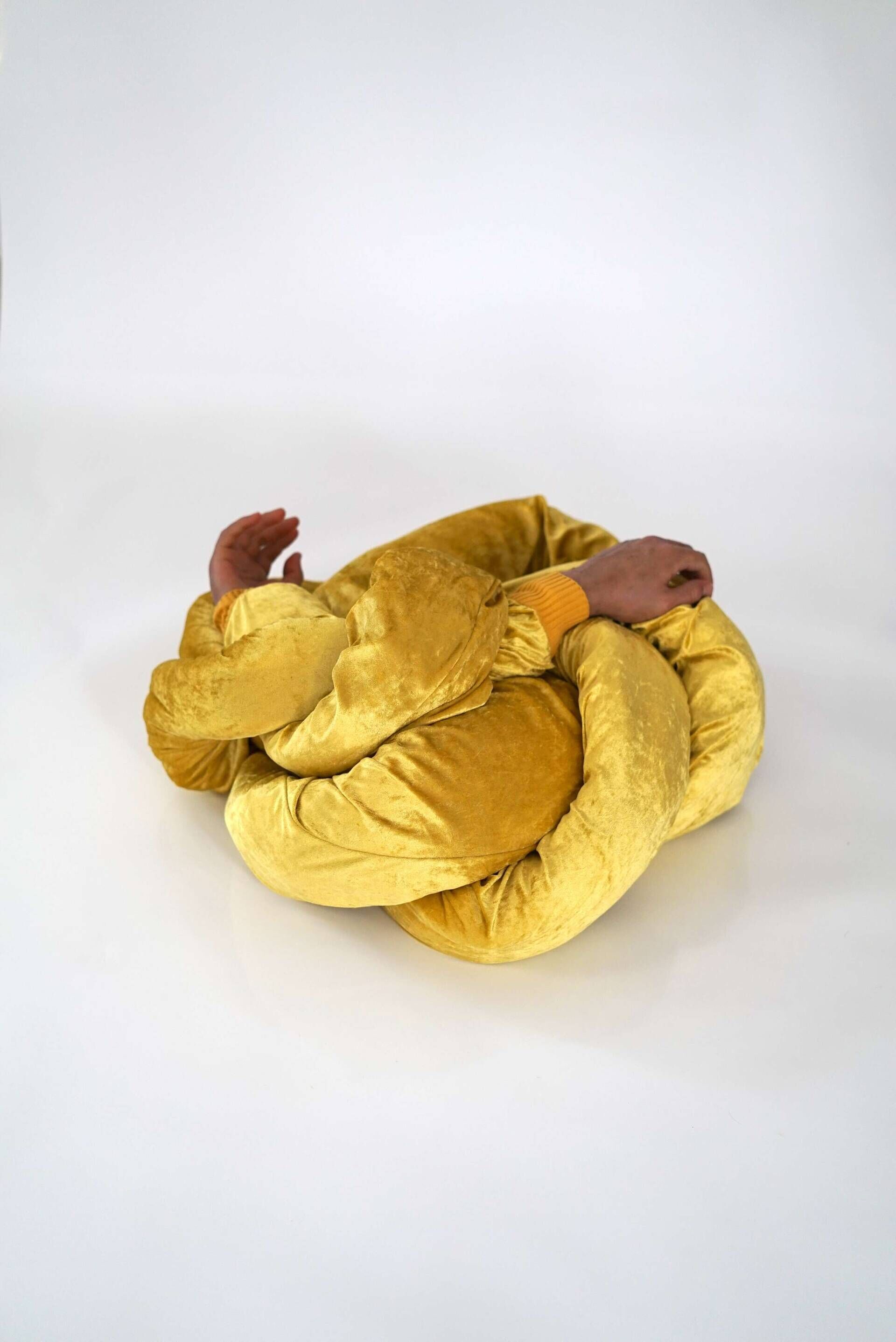 Golden Hands - Azim F. Becker 5