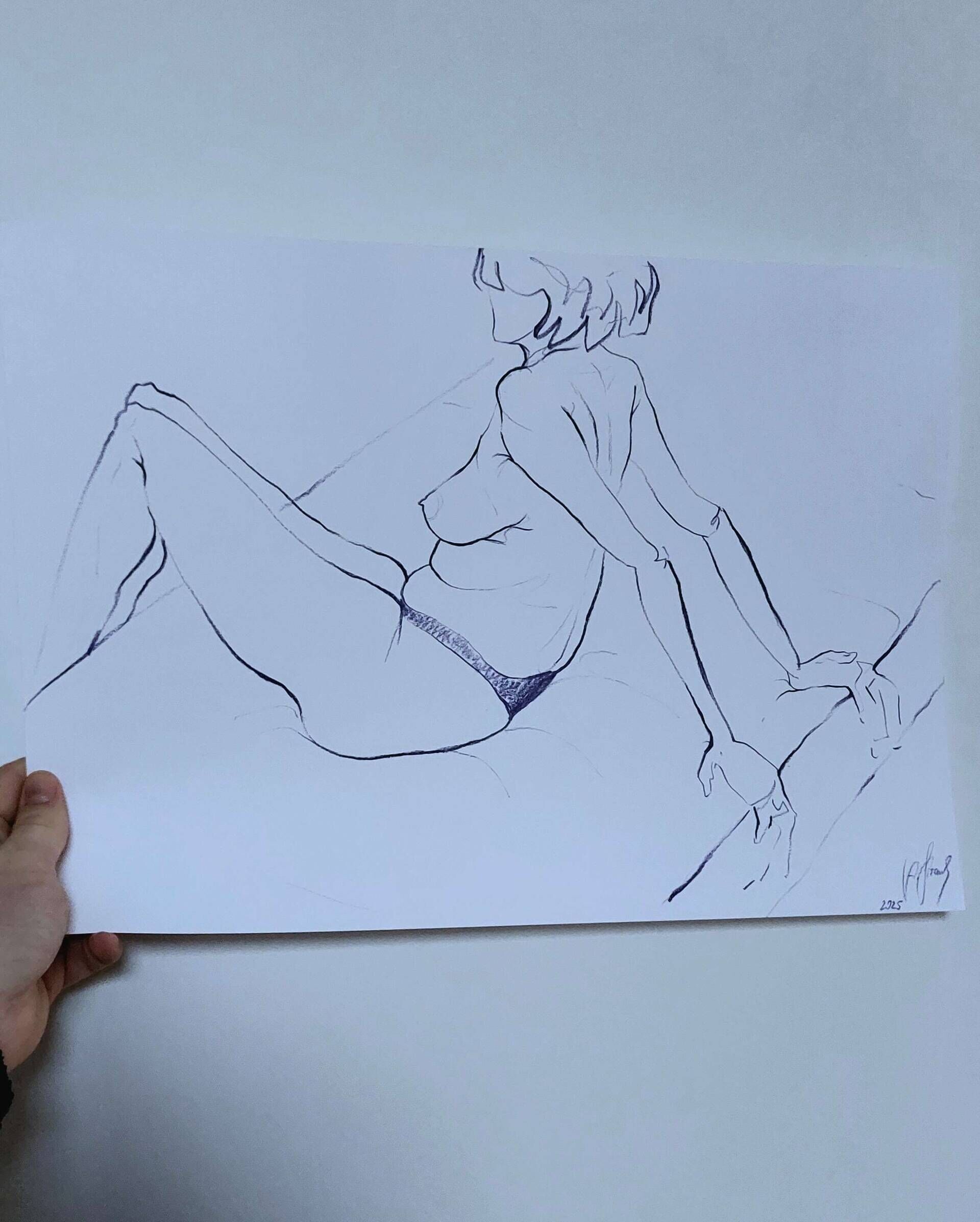 Frauenakt auf Matratze sitzend - Alexander Straub 3